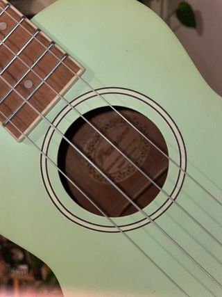 Ukelele marca Bamboo verde agua
