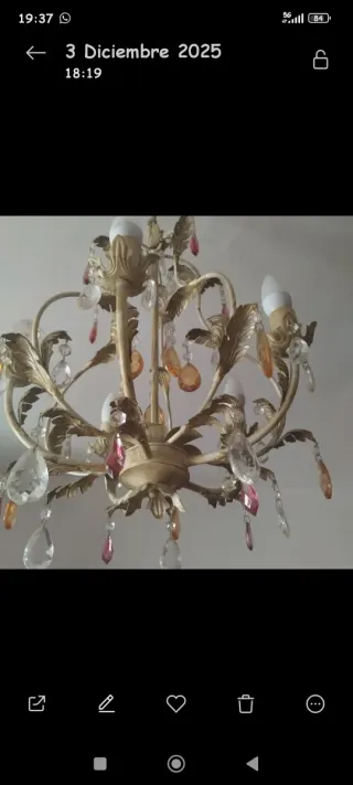 Lámpara con cristales