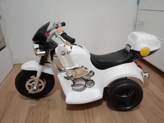 Moto Eléctrica Infantil Blanca 18-36 Meses