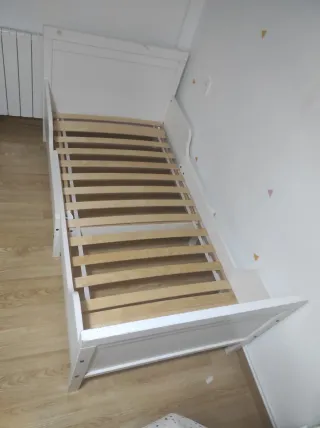 Cama infantil blanca Sundvik