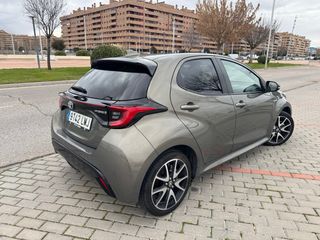 Toyota Yaris 2021