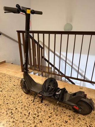 Patinete Xiaomi 4 Lite 25km/h + Casco y Candado