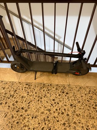 Patinete Xiaomi 4 Lite 25km/h + Casco y Candado