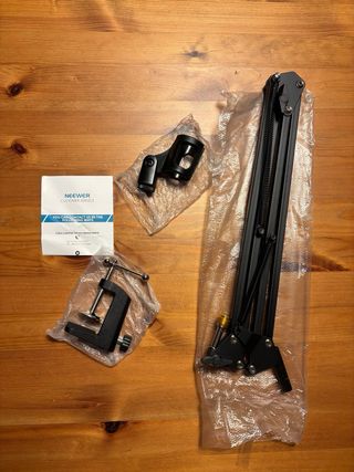 Brazo y filtro para micrófono. Nuevo sin usar