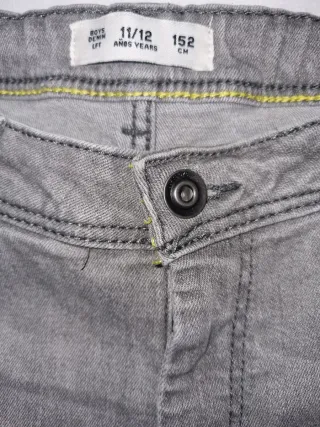 Pantalón Vaquero Desgastado Niño Gris