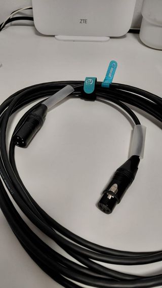 Altavoces Mackie 215XT Bluetooth + Funda