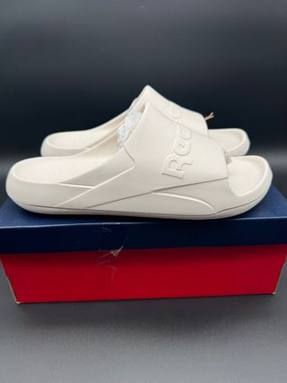 Reebok Chanclas Clean Slide, talla 43