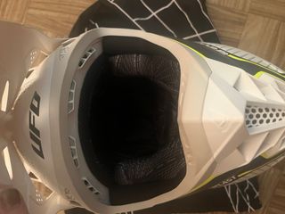 Casco moto enduro