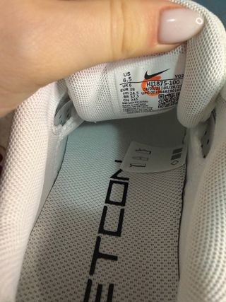 Nike Metcon 10 scarpe CrossFit beige/bianco