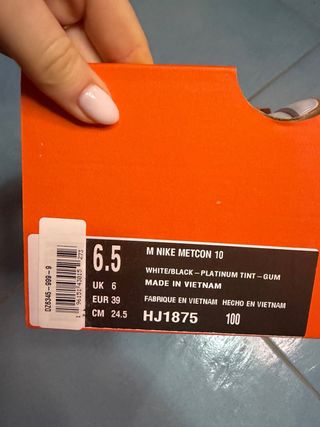 Nike Metcon 10 scarpe CrossFit beige/bianco