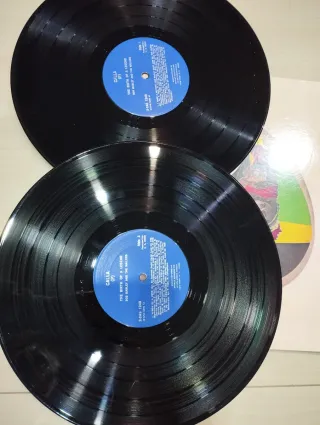 Bob Marley & The Wailers - The Birth Of A Legend