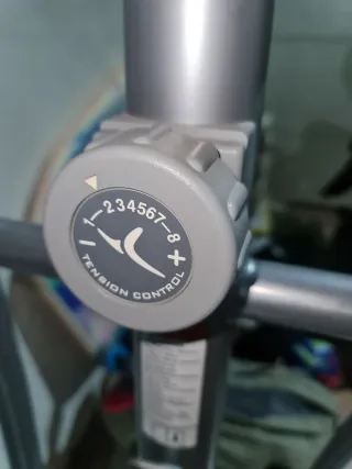 Bicicleta Elíptica gris y blanca