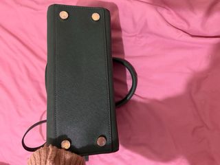 Bolso Michael Kors Verde con Tachuelas Doradas