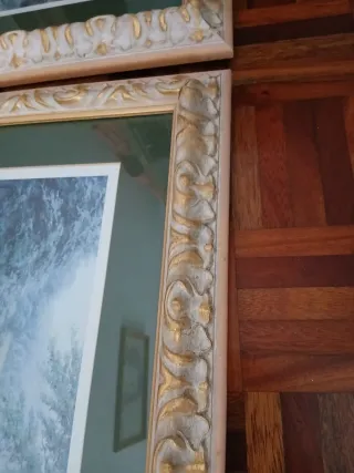 Marcos de cuadros dorados