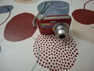 Cámara Digital GE Roja 7.0MP A735