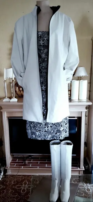 Abrigo tres cuartos polar impermeable