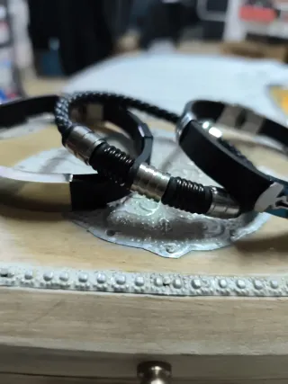 Lote 3 Pulseras Negras y Plateadas