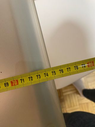 Mesa de comedor con 4 sillas