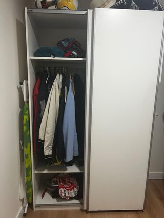 Armadio a porte scorrevoli bianco