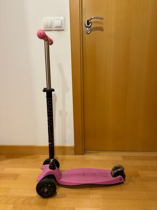 Monopatín Micro 3 ruedas rosa poco uso
