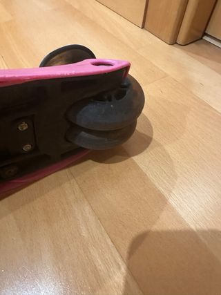 Monopatín Micro 3 ruedas rosa poco uso