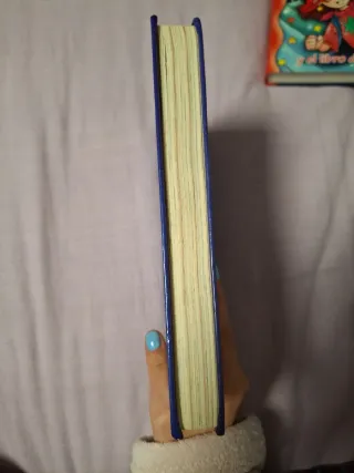 Kika Superbruja y el libro de hechizos (EDICIÓN...