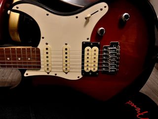 Guitarra Eléctrica Yamaha Pacifica Sunburst