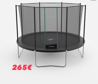 Cama elástica con red de seguridad