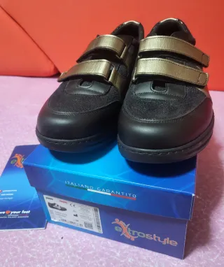 Scarpe ExtroStyle N.38 Nero/Bronzo