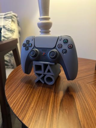 Porta Controller PlayStation – Supporto Decorativo