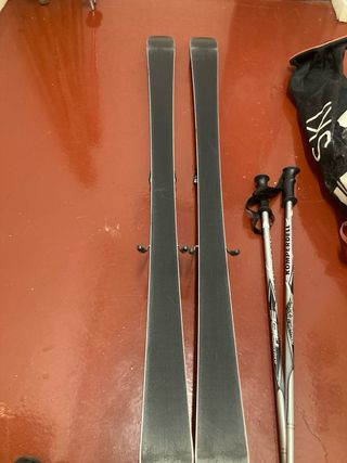 Esquís Carving Rossignol 150cm + Bastones