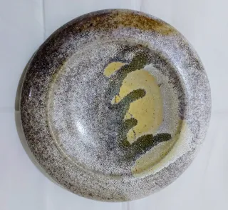 Plato único de cerámica artesanal