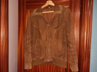 Cazadora de ante marrón