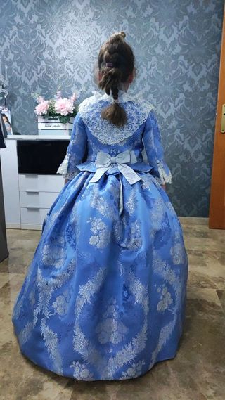 Vestido Fallera Niña Azul y plata.