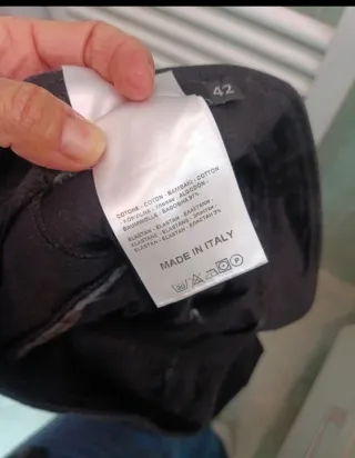 Pantaloni Artigli neri taglia 42 (taglia italiana)