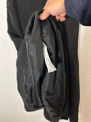 Vestido negro sin mangas