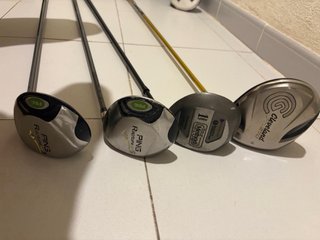 Bolsa y palos de golf Wilson