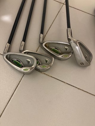 Bolsa y palos de golf Wilson