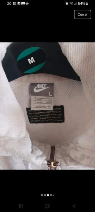 Chaqueta con estampado de serpiente