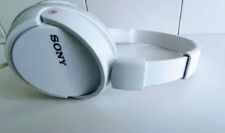 Auriculares Sony cable Blancos
