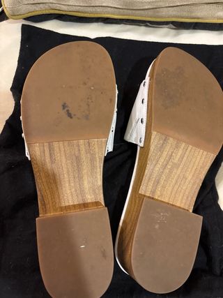 Sandalias Michael Kors Blancas y Plateadas