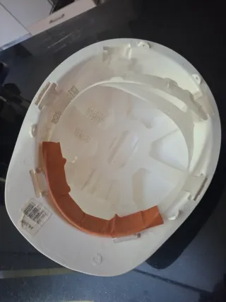 Kit de arnés anticaídas y casco de protección