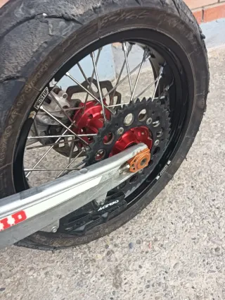 Disco Freno Trasero Husqvarna + corona