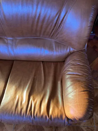 Sofás de cuero marrón