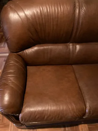 Sofás de cuero marrón