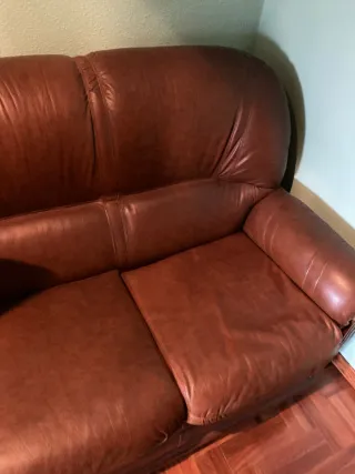 Sofás de cuero marrón