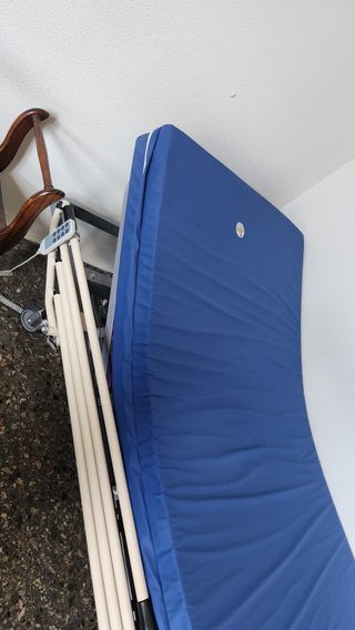 Cama ortopédica semi nueva