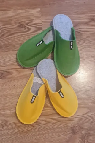 Set ciabatte ospiti in feltro