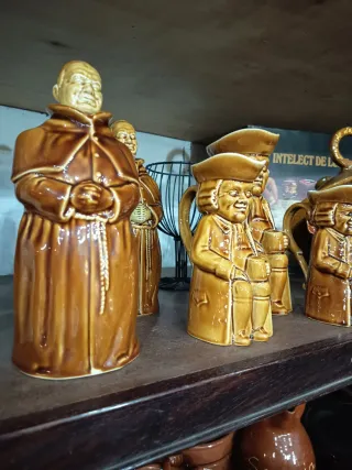 Botella Colección Monje Marrón