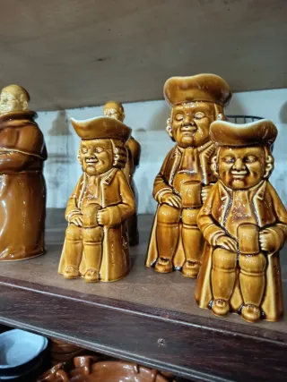 Botella Colección Monje Marrón